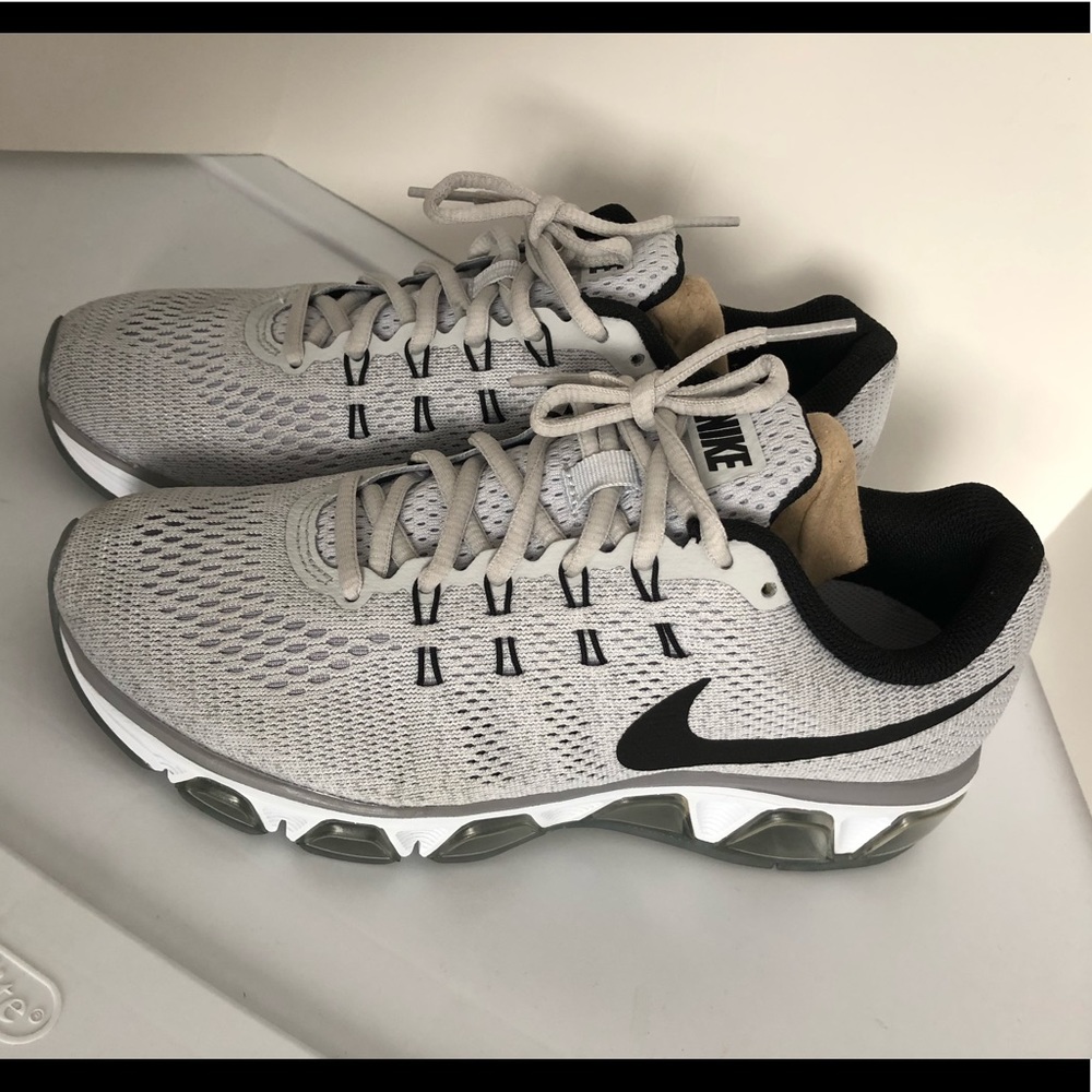 Nike Air Max Tailwind 8 Women Sz. 8.5 or Mens 7
